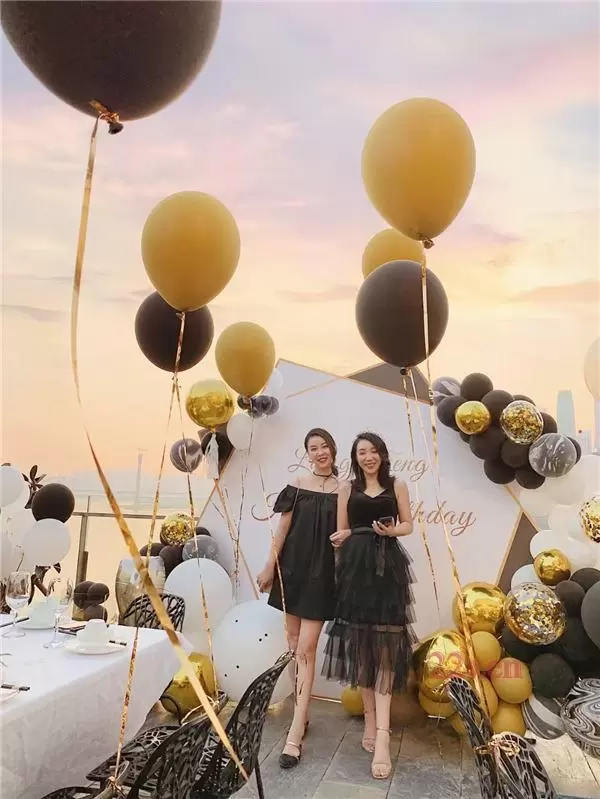 成都婚礼布置-专业生日会策划-派对PARTY-场地气球布置-舞台搭建气球装饰服务