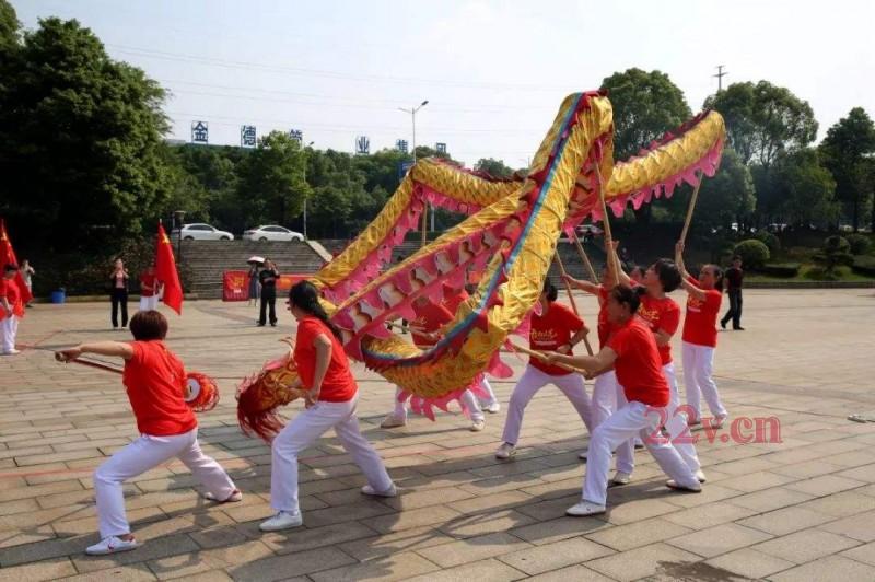 蒲江开业舞龙舞狮 盘鼓的演奏艺术形式